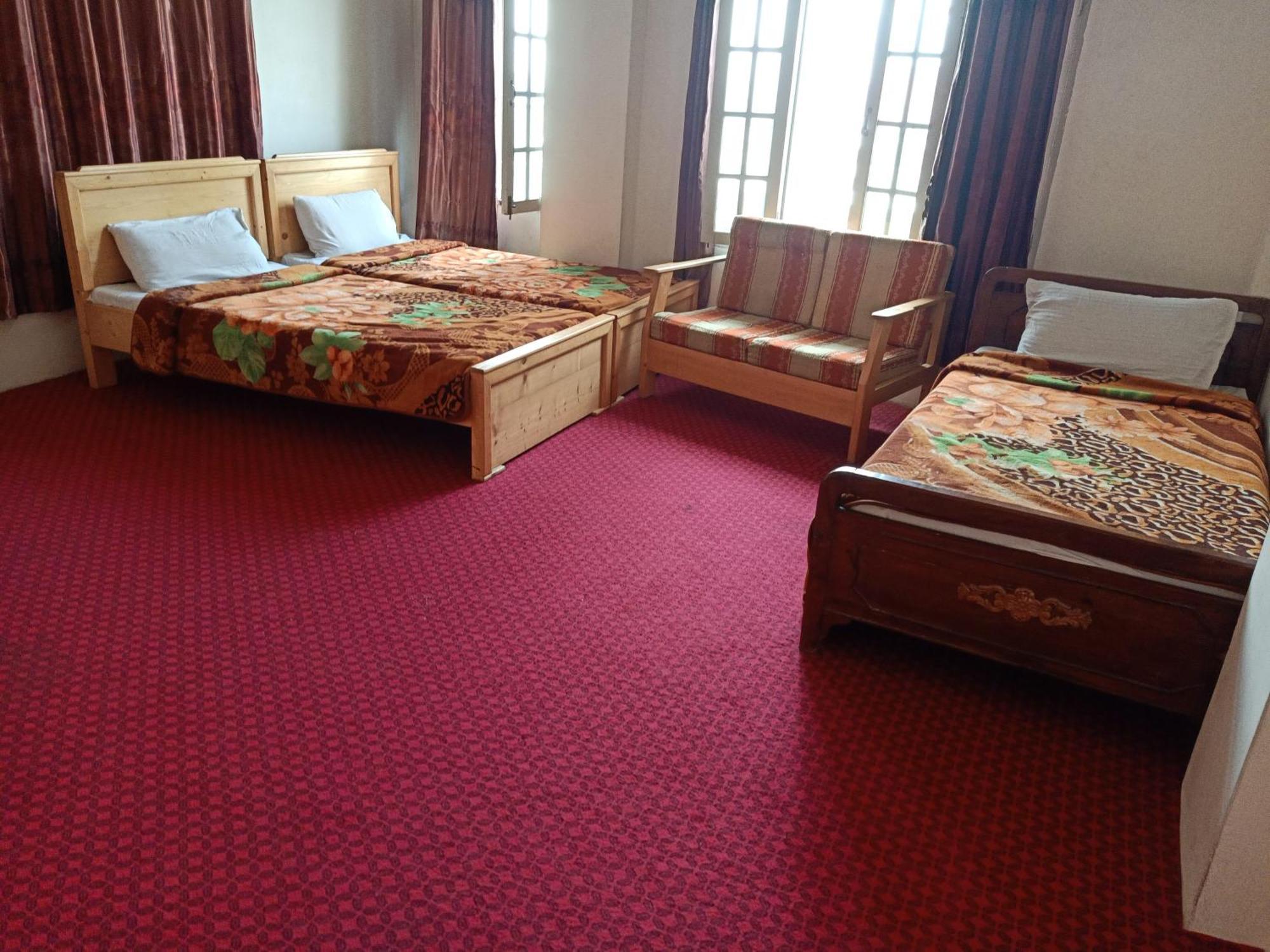 F R Darya E Swat Hotel Saidu Sharif ภายนอก รูปภาพ